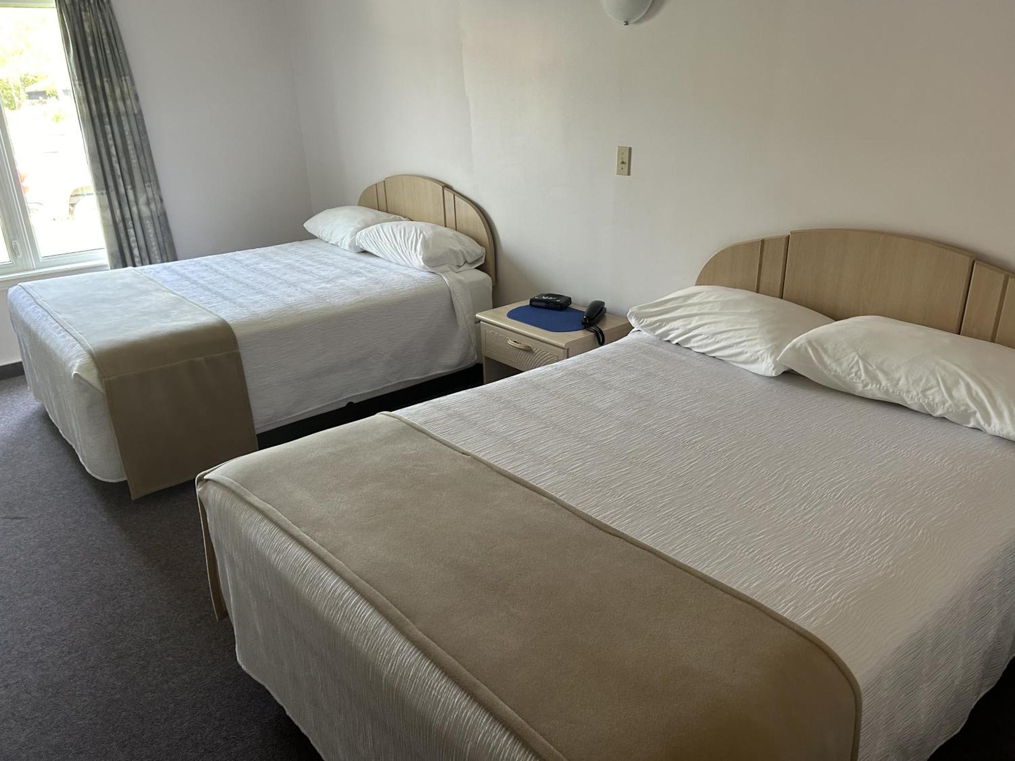 Centennial Motel Sauble Beach Ngoại thất bức ảnh
